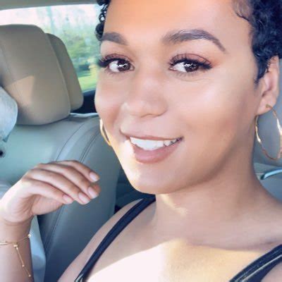 melodymonae|Twitter. It’s what’s happening / Twitter.